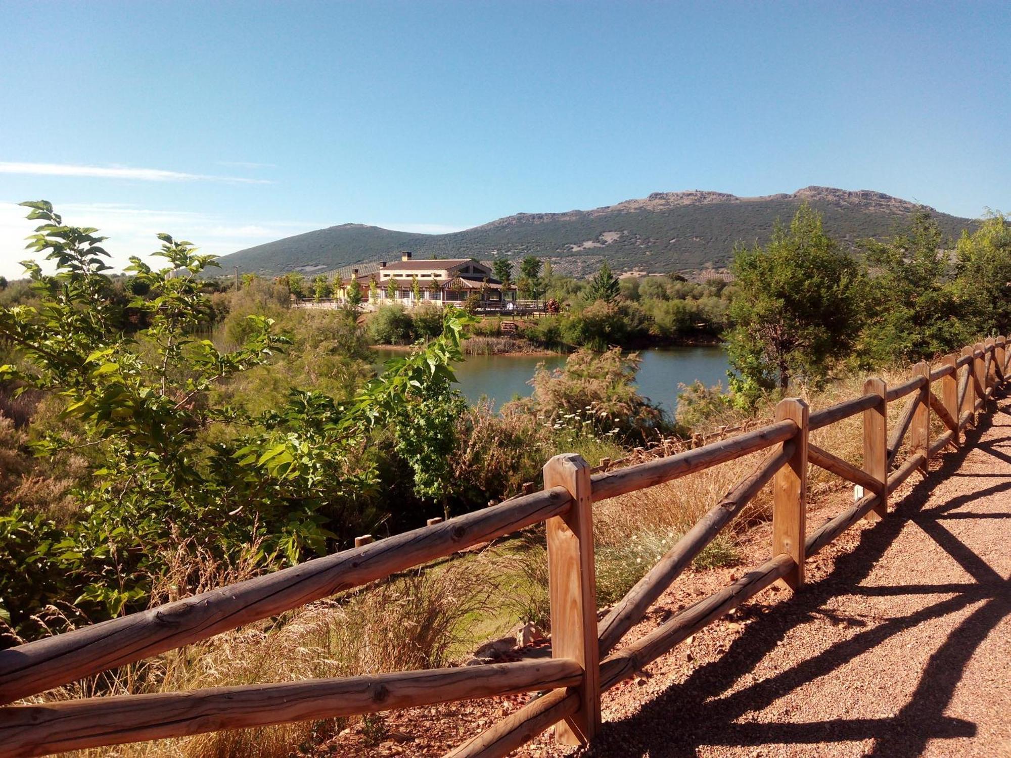 Ferienwohnung Complejo Turistico Rural Fuente Taray Malagón Exterior foto